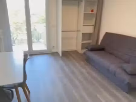 studio meublé avec balcon et stationnement - perpignan