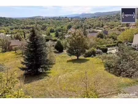 terrain 736 m² châtel-guyon