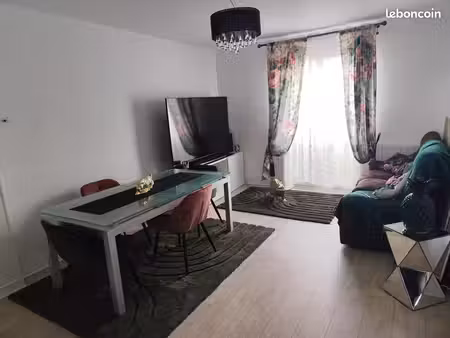 appartement 3 pièces 54 m²