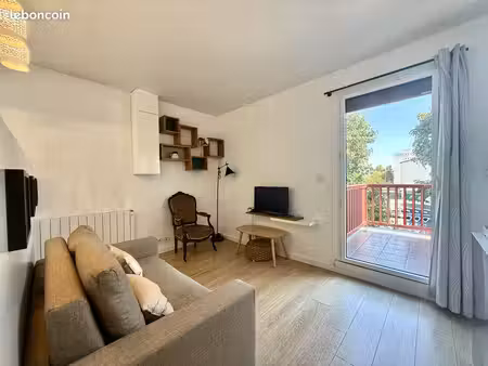 studio 1 pièce 26 m²