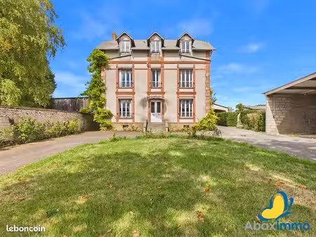 propriété 12 pièces 316 m²