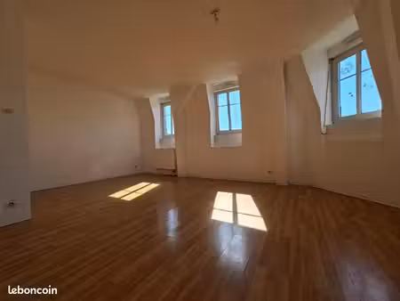 appartement 3 pièces 75 m²