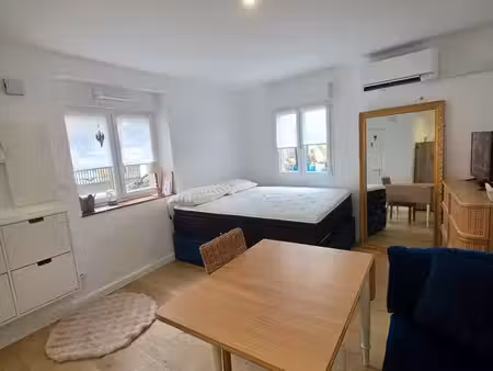 appartement / studio avec parking privé et extérieur