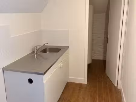 bureau hyper centre à rénover 10m2 - 8 mn à pied gare