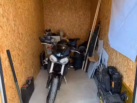 a louer box de stockage de 6 m² (idéal moto)