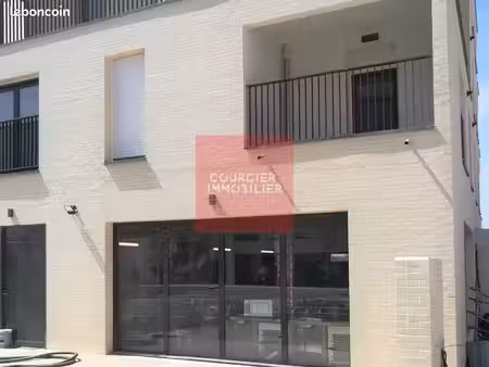 local commercial 78 m² compiègne