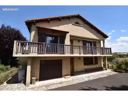 maison 7 pièces 143 m²