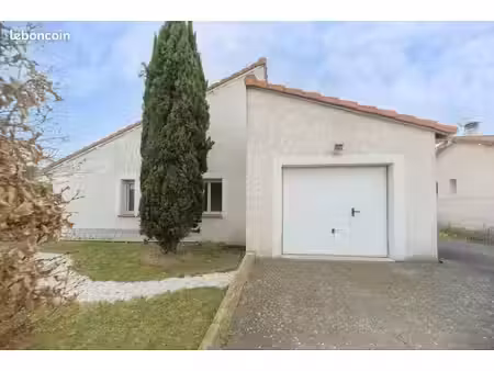 pont-du-château – maison d’architecte 164 m² avec piscine