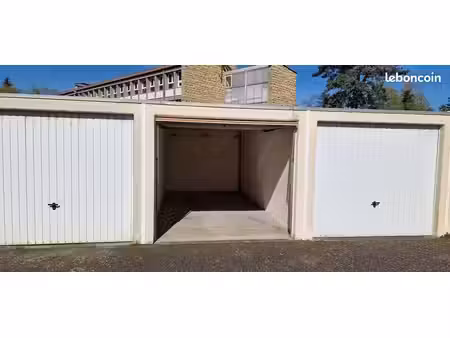 garage à louer
