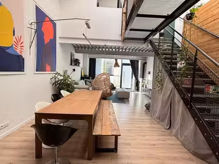 loft 111m2 - proche parc barbieux - volumes exceptionnels - parking - métro 5min - tram 10