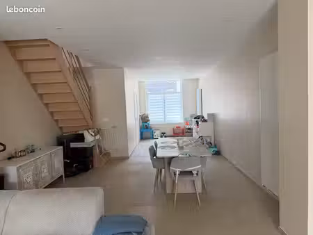 maison 130 m² rénovée – 3 chambres – jardin