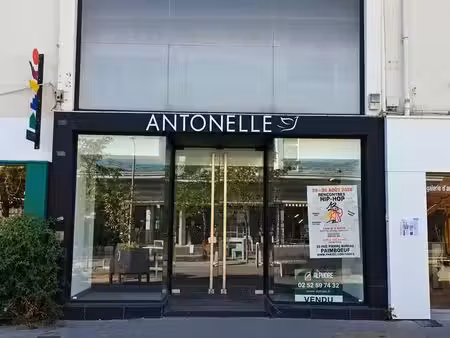 local commercial – hyper-centre – 230 m² sur 3 niveaux