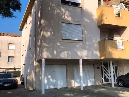 f3 à vendre avec un garage fermé