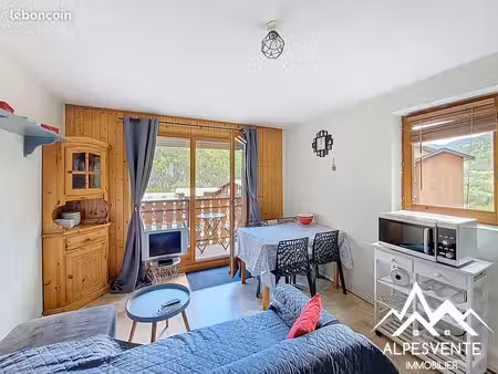 appartement 3 pièces 34 m²