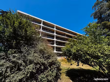 appartement avec grande terrasse