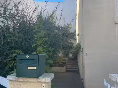 bureau 16 m² rénové savenay – profession libérale – salle d’attente