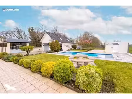 ferme 4 pièces 120 m²