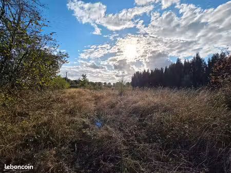 terrain de loisirs 5 000 m2 avec arrivée d’eau