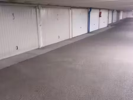 17 m² garage av de loverchy