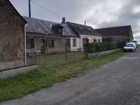 maison avec terrain et ses dépendances