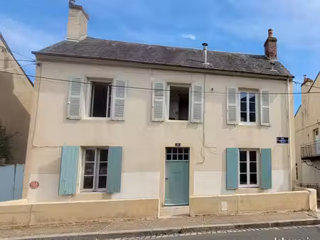 immeuble de rapport  rentabilité 10%   3 appartements  nevers centre