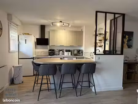 appartement 3 pièces 64 m²