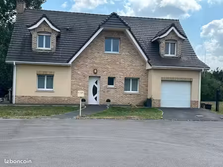 maison individuelle 4 chambres – 150 m² habitables – terrain 895 m² – garage