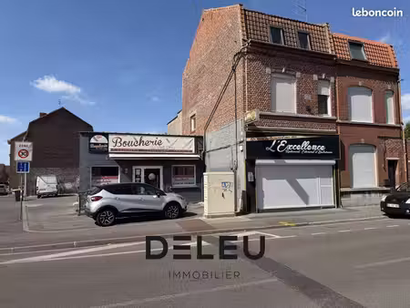 immeuble 311 m² comines