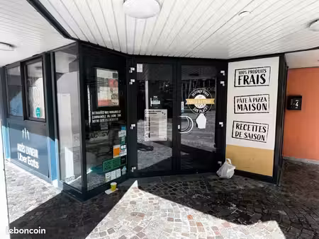 local commercial 146 m²