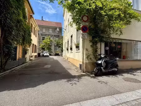 local commercial