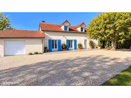 propriété 6 pièces 175 m²