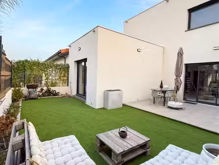 villa d’architecte contemporaine au calme absolu