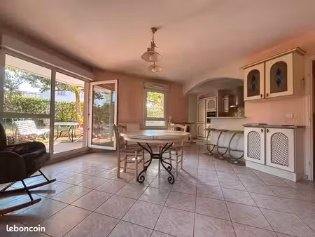 t3 65 m² avec jardin arboré 165 m²  garage – centre-ville thonon