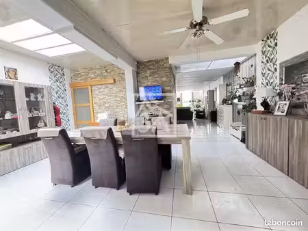 maison de ville 6 pièces 197 m²