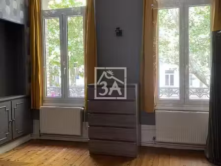 maison de ville 9 pièces 247 m²