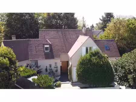 maison 7 pièces 190 m²