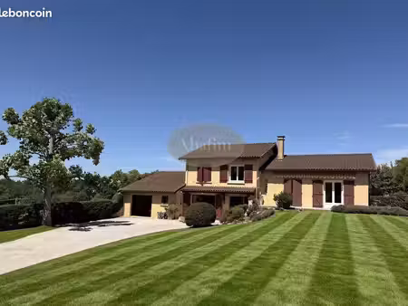 maison 6 pièces 103 m²