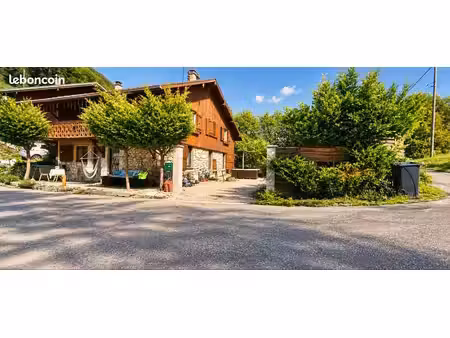 maison 6 pièces 160m2