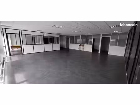 bureau 140m2