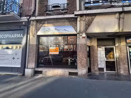 commerce 90 m²