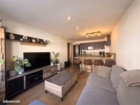 appartement meublé de 40 m² – centre de chambéry