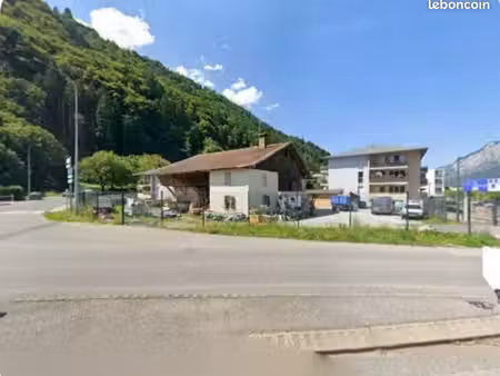 terrain avec projet immobilier et permis accepté