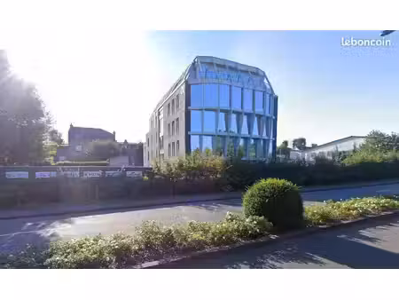 bureaux 225 m²