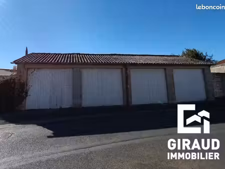 parking/box 64 m² fontenay-le-comte