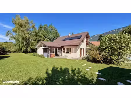 chalet 6 pièces 137 m²