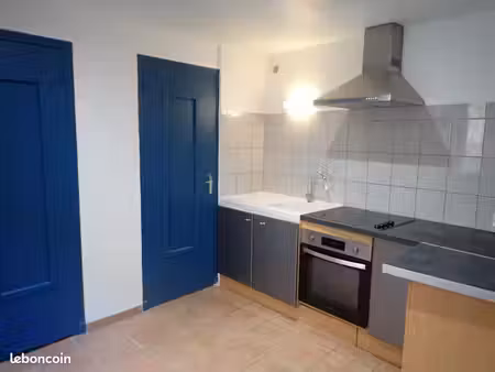 t1bis de 26m² proche mairie _ rez de jardin commun