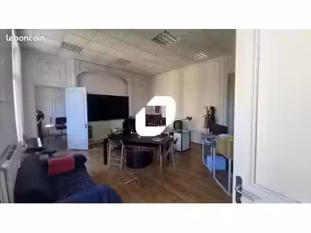 bureaux 149 m²