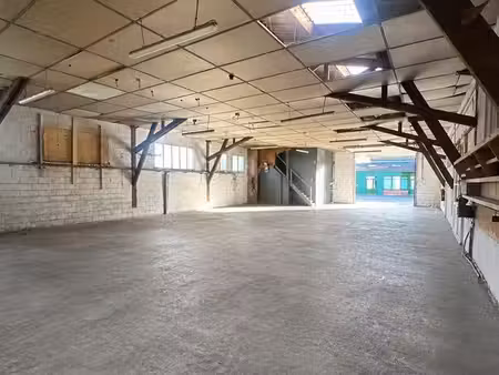 local entrepôt de 270 à 560 m² avec bureau – izel-lès-hameaux – idéal stockage / activité