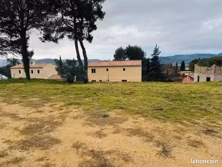 terrain 450 m² cadenet