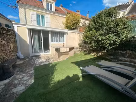 maison 5 pièces 80 m²